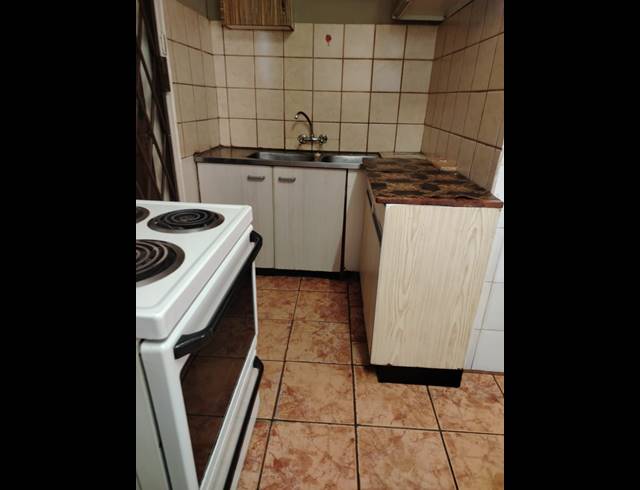 3 BEDROOM HOUSE FOR SALE IN FERNWOOD